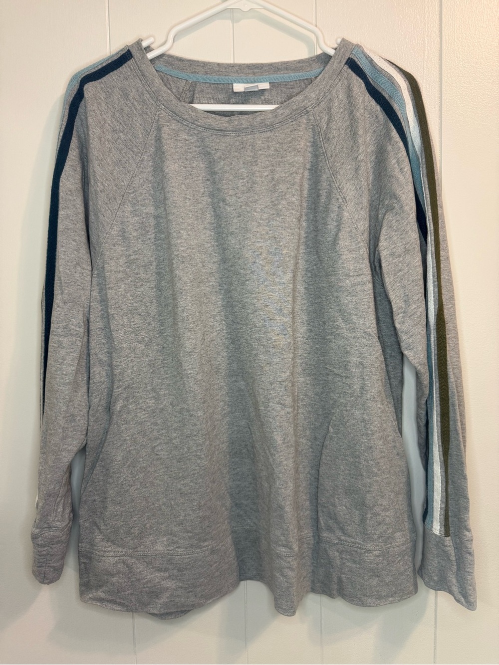 J Jill Fit Sweatshirt Woman’s Large Gray Sweatshirt Gorpcore, Cozy, Comfortable